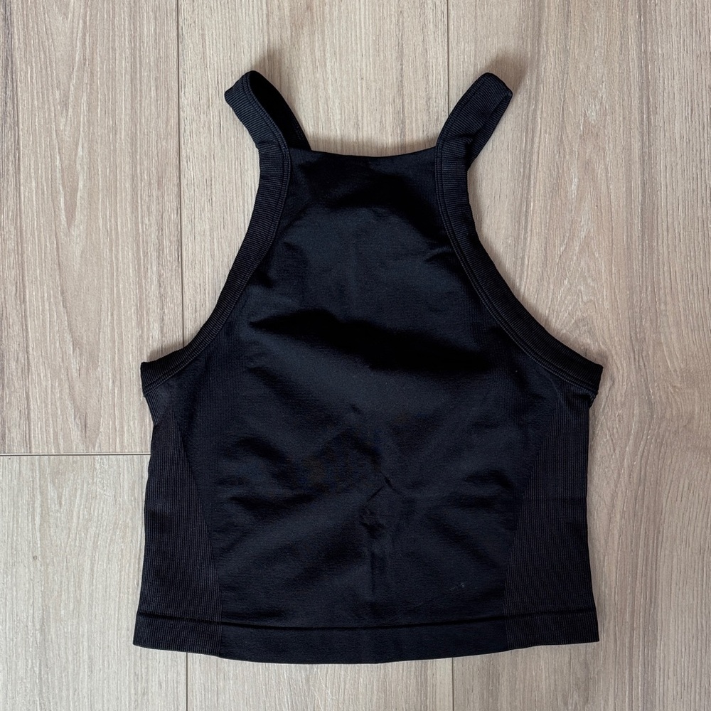 Black Sleeveless Athletic Crop Top